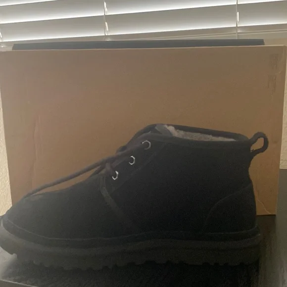 UGG | Shoes | Mens Uggs M Neumel Black New Size 8 | Poshmark display picture 2